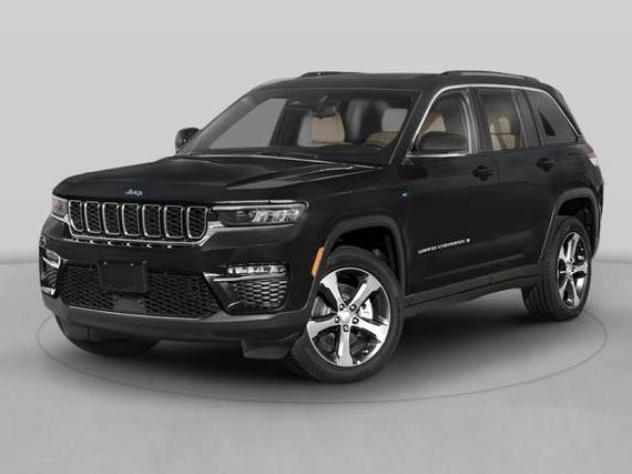 JEEP GRAND CHEROKEE 2023 1C4RJYB65PC648978 image